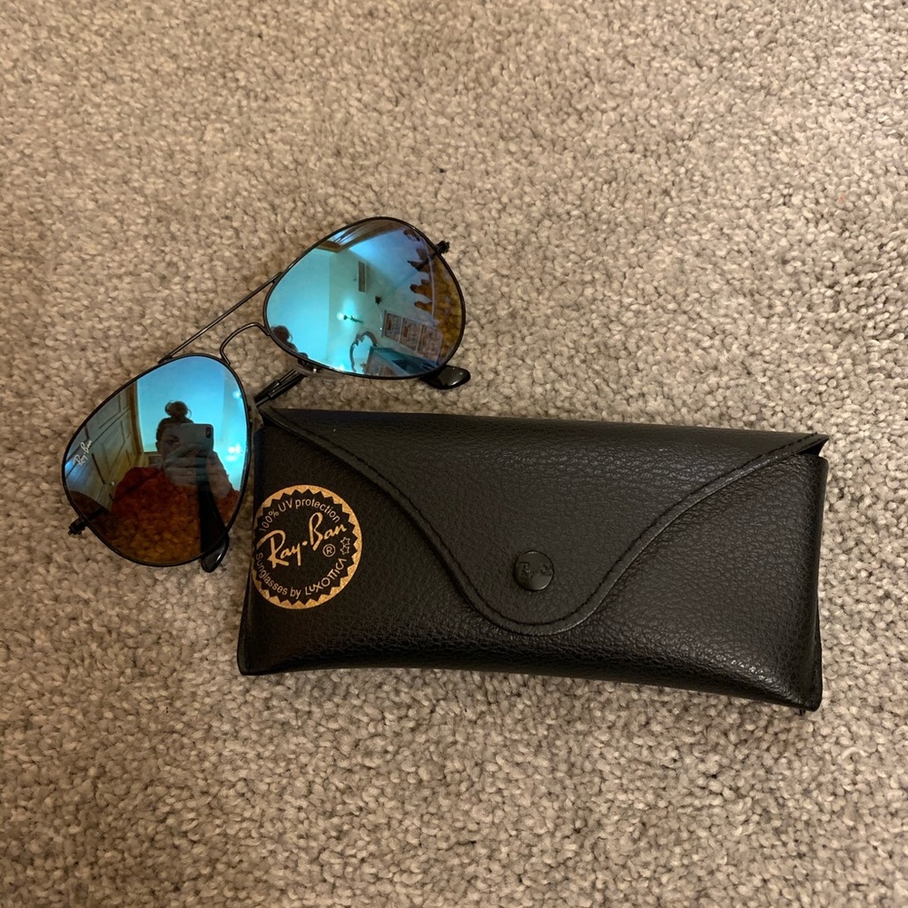 Ray Ban aviator sun glasses